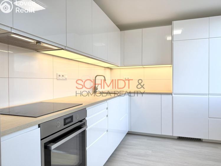 Pronájem bytu 4+1 Hustopeče, U Větrolamu č. 2