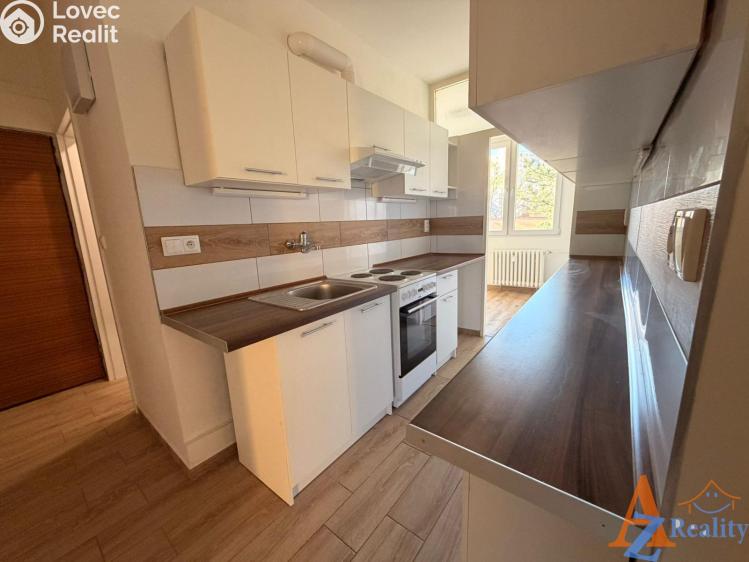 Pronájem bytu 2+1 Chomutov, Kyjická č. 12