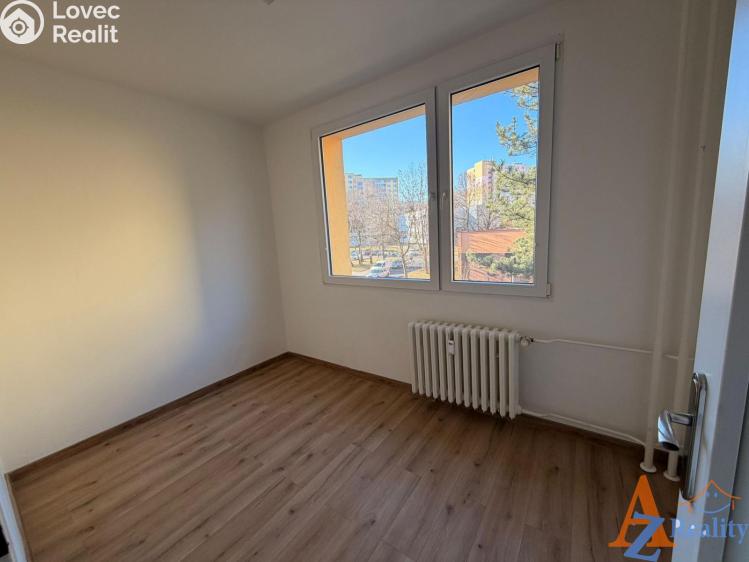 Pronájem bytu 2+1 Chomutov, Kyjická č. 3