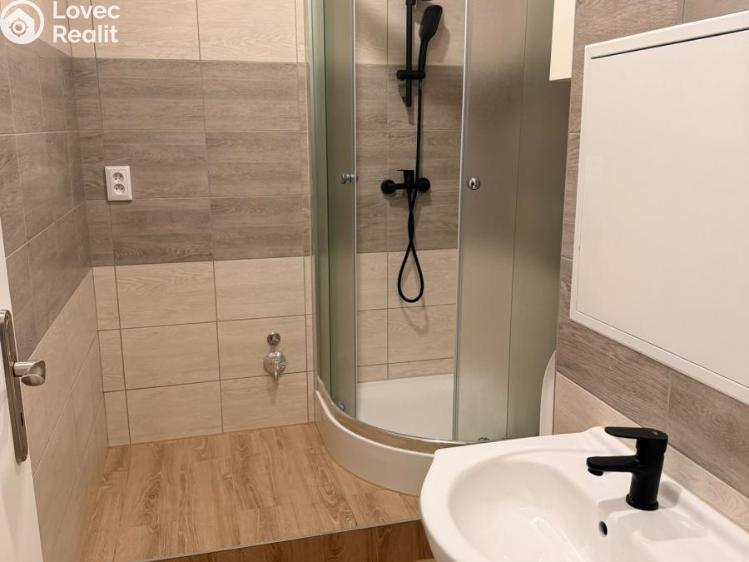 Pronájem bytu 2+1 Chomutov, Kyjická č. 9