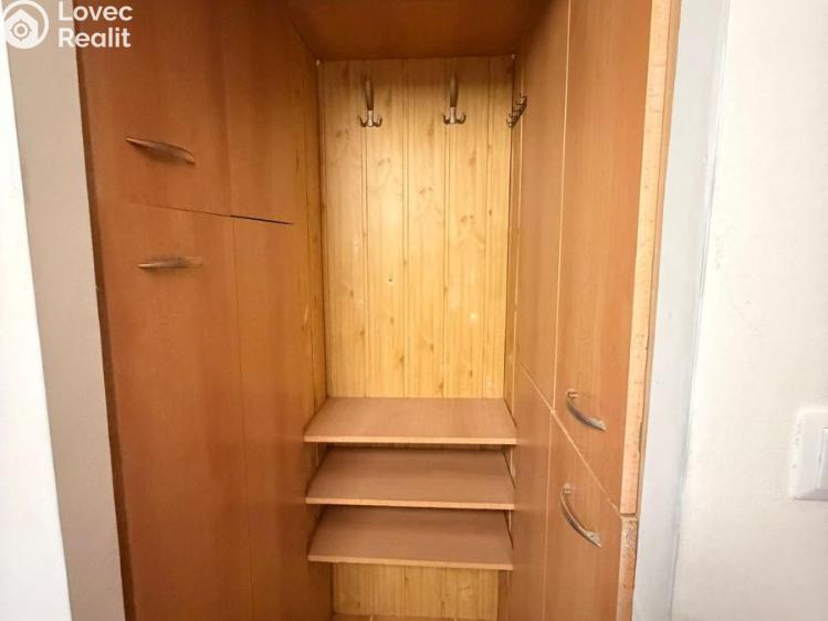 Pronájem bytu 2+1 Chomutov, Kyjická č. 11