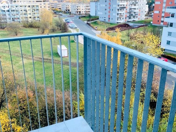 Pronájem bytu 1+KK Praha, Jurkovičova č. 12