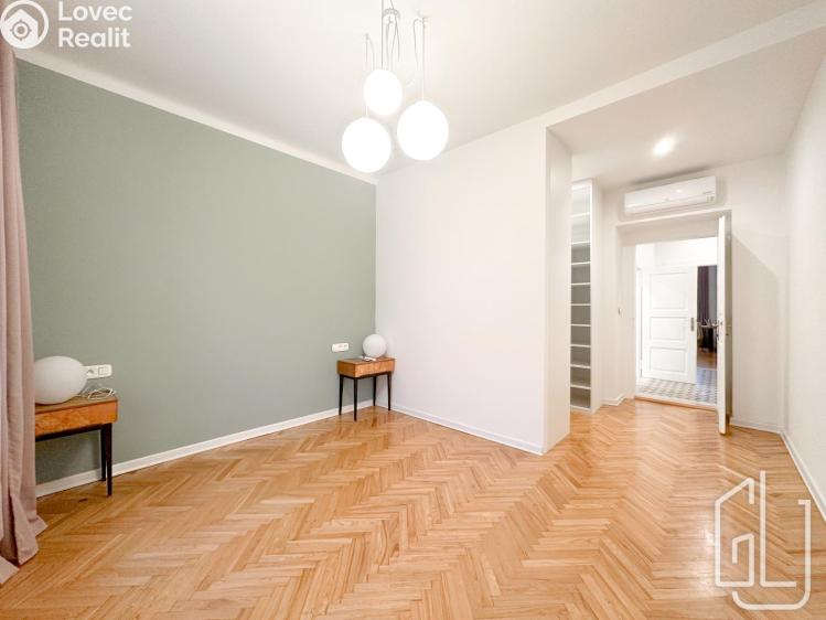 Pronájem bytu 3+KK Praha, Strakonická 1235/19 č. 8