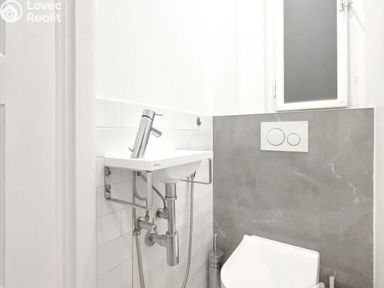 Pronájem bytu 3+KK Praha, Strakonická 1235/19 č. 13