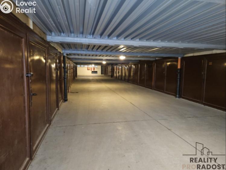 Prodej garáže Plzeň, Pecháčkova č. 5