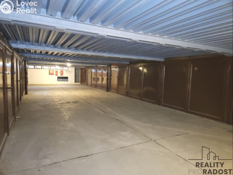 Prodej garáže Plzeň, Pecháčkova č. 6