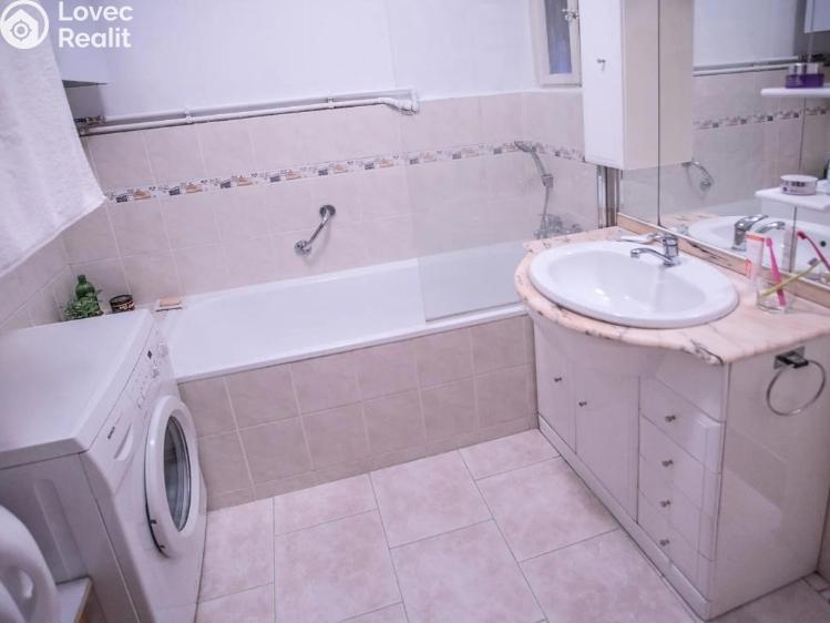 Prodej bytu 3+1 Praha, Jugoslávských partyzánů č. 5