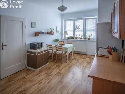 Prodej bytu 3+1 Praha, Jugoslávských partyzánů č. 2