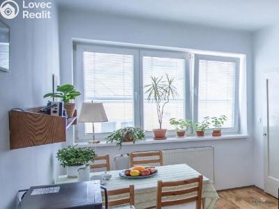 Prodej bytu 3+1 Praha, Jugoslávských partyzánů č. 4