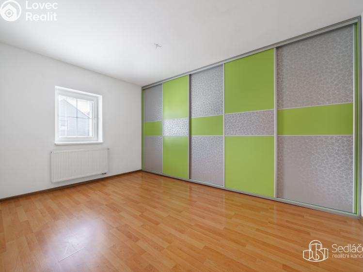 Prodej bytu 3+1 Svatava, Sládkova č. 9