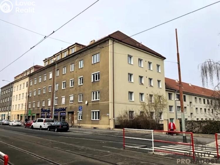 Pronájem bytu 3+1 Praha, Bělohorská č. 15