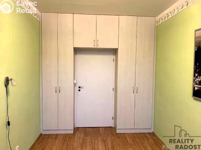 Pronájem bytu 3+1 Praha, Bělohorská č. 6