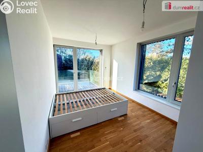 Pronájem bytu 2+KK Kamenice, Ringhofferova č. 3