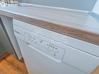 Pronájem bytu 3+1 Praha, V úvoze č. 4