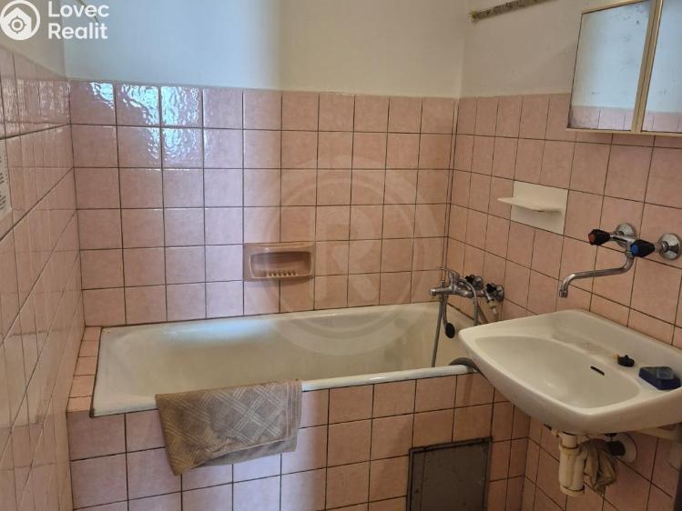 Prodej bytu 3+1 České Budějovice, Klaricova 2158/28 č. 9