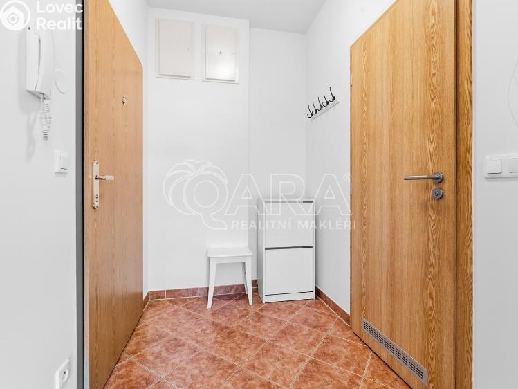 Prodej bytu 1+KK Praha, U uhříněveské obory 1551/8 č. 5