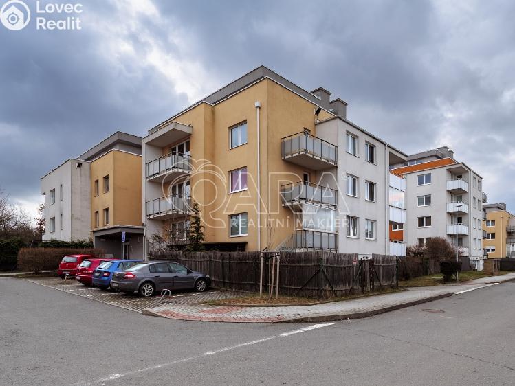 Prodej bytu 1+KK Praha, U uhříněveské obory 1551/8 č. 13