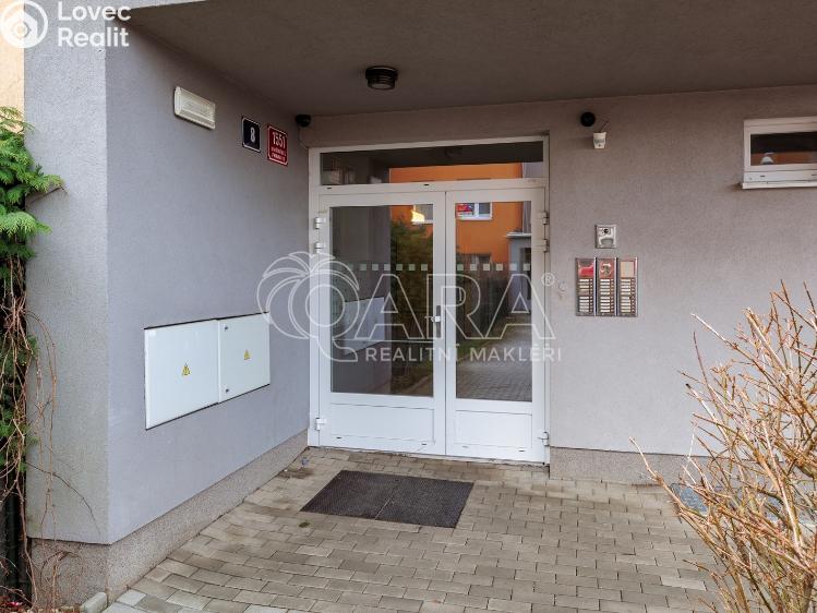 Prodej bytu 1+KK Praha, U uhříněveské obory 1551/8 č. 14