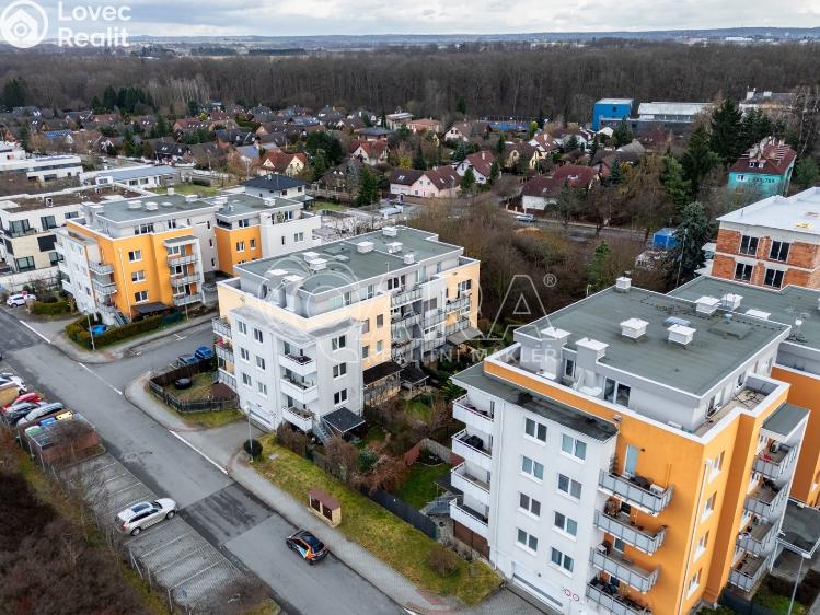 Prodej bytu 1+KK Praha, U uhříněveské obory 1551/8 č. 18