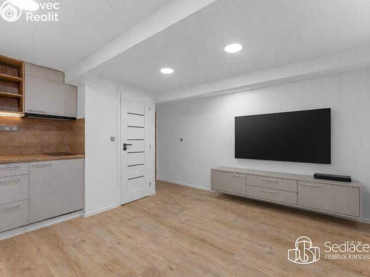 Prodej atypického bytu Praha, U Jezerky č. 6