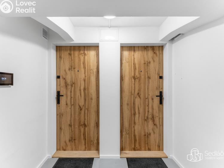 Prodej atypického bytu Praha, U Jezerky č. 11