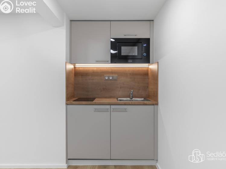 Prodej atypického bytu Praha, U Jezerky č. 15