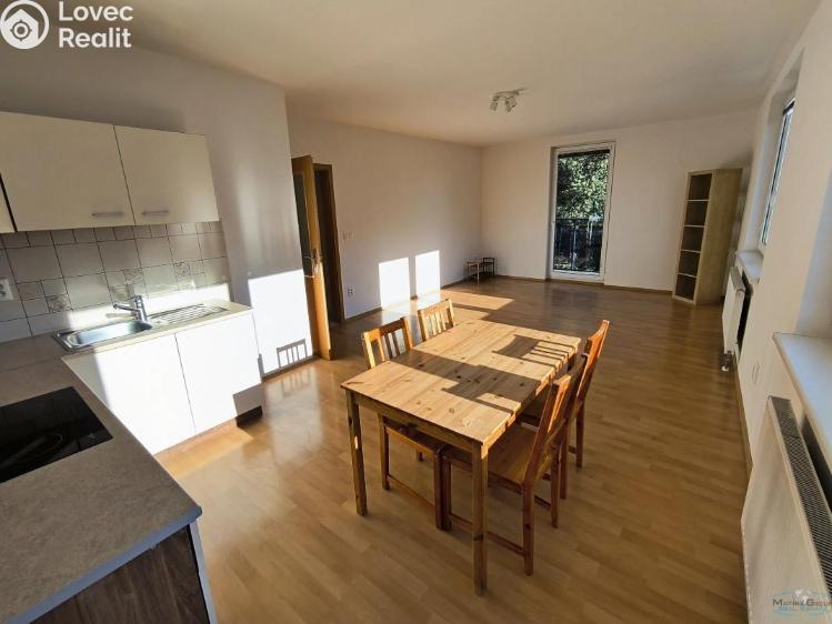 Prodej bytu 2+KK Praha, Kovanecká č. 9