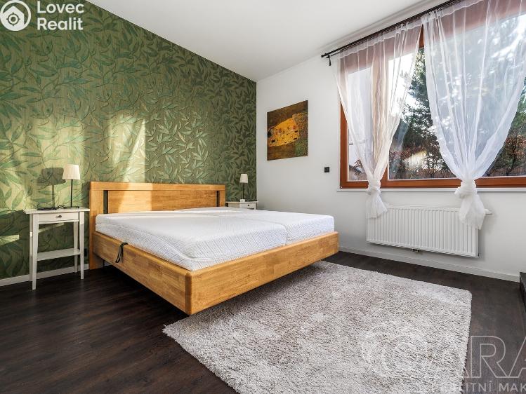 Pronájem bytu 4+KK Čelákovice, náměstí 5. května 2055 č. 9