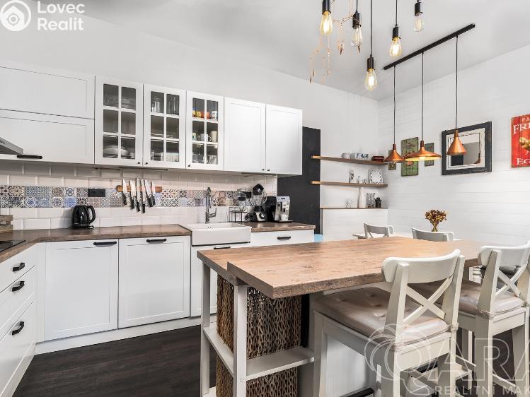 Rent apartment 4+KK Čelákovice, náměstí 5. května 2055 č. 8