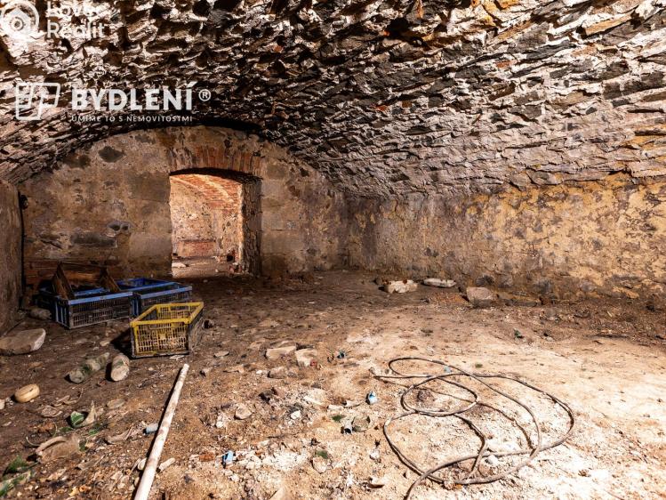 Prodej výrobní haly Malé Březno č. 6