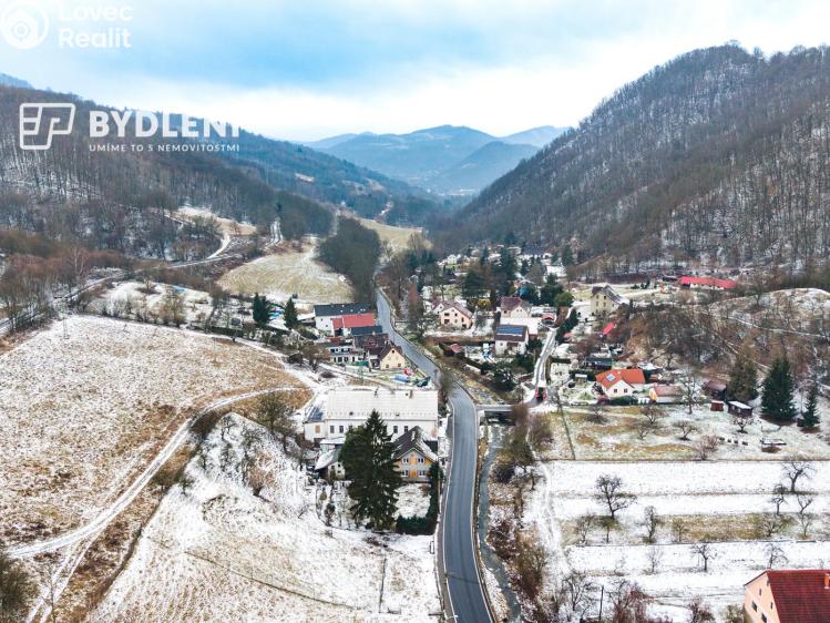Prodej výrobní haly Malé Březno č. 26