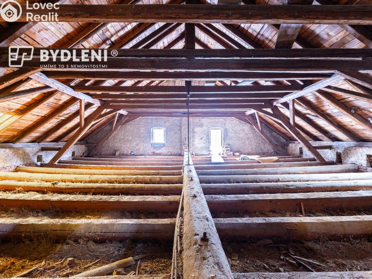 Prodej výrobní haly Malé Březno č. 31