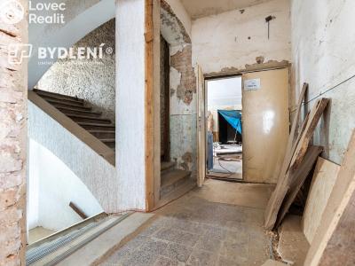 Продажа производственного цеха Malé Březno č. 8