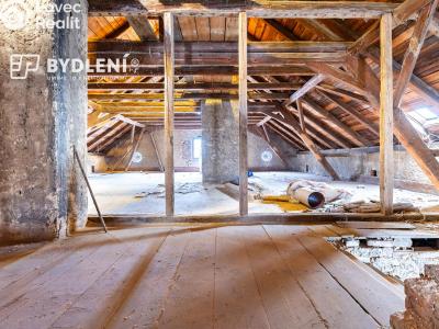 Продажа производственного цеха Malé Březno č. 35