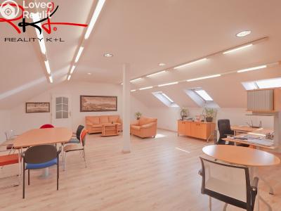 Rent office space Roudnice nad Labem, Husovo náměstí č. 1