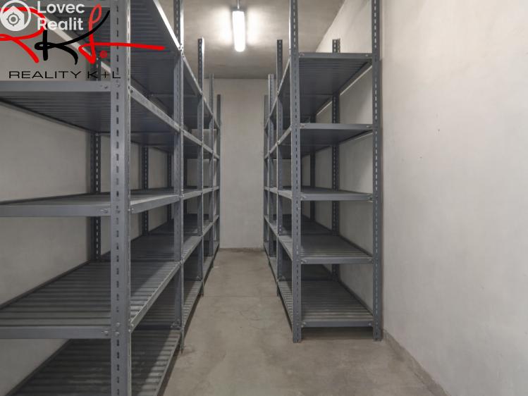 Pronájem výrobní haly Martiněves č. 4