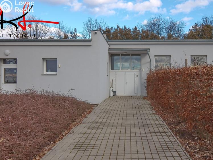 Pronájem výrobní haly Martiněves č. 13