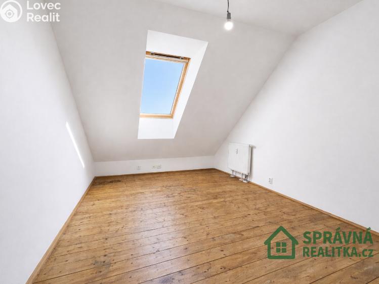 Sale apartment 4+1 Plzeň, Lesní č. 9