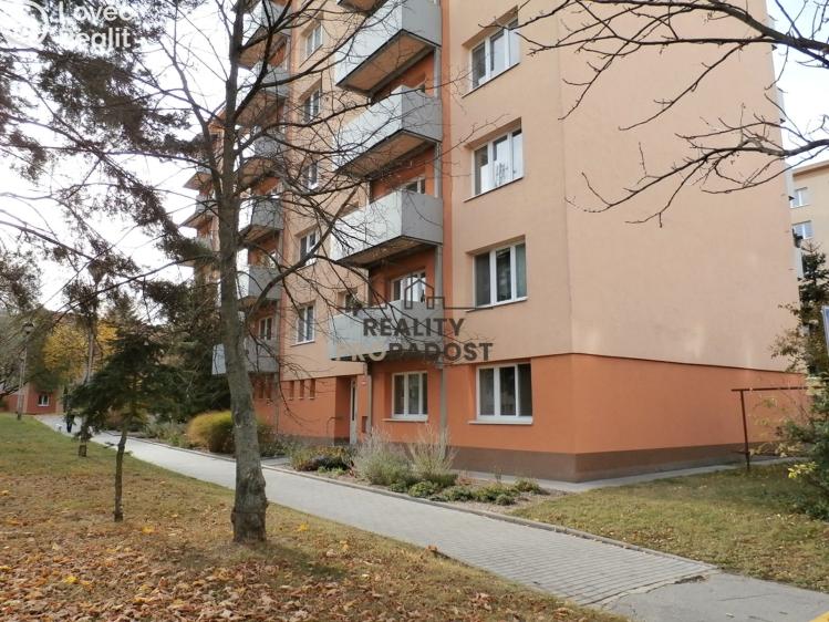 Pronájem bytu 1+KK Znojmo, Pražská sídl. č. 1