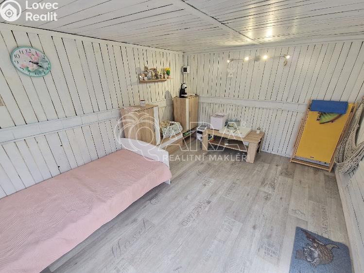 Sale hut Praha 4, Boční II. č. 3