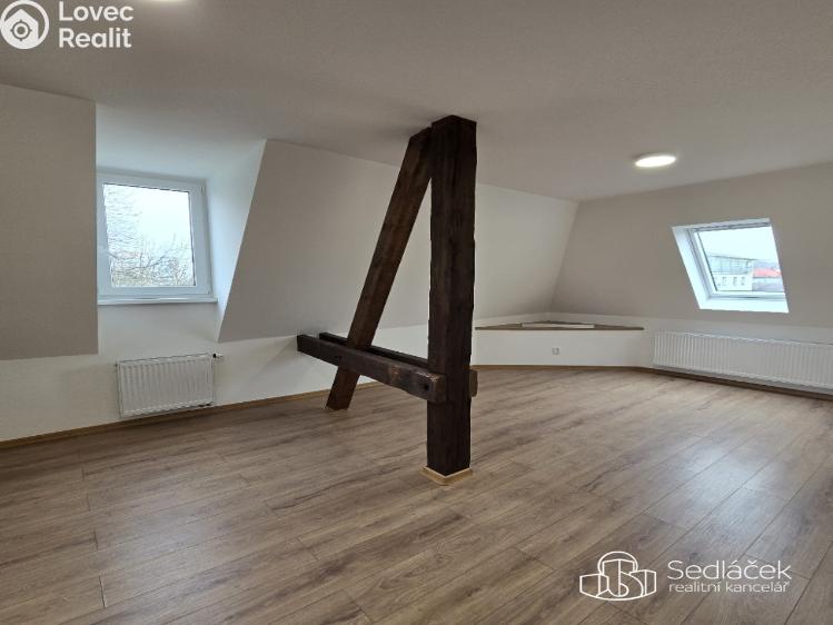 Pronájem bytu 1+KK Sokolov, Josefa Kajetána Tyla č. 3