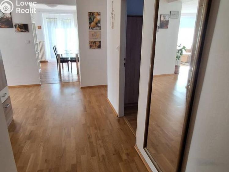 Pronájem bytu 2+1 Praha, Na mírách 421/22 č. 11