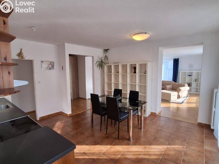 Pronájem bytu 2+1 Praha, Na mírách 421/22 č. 14