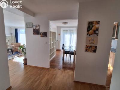 Pronájem bytu 2+1 Praha, Na mírách č. 5