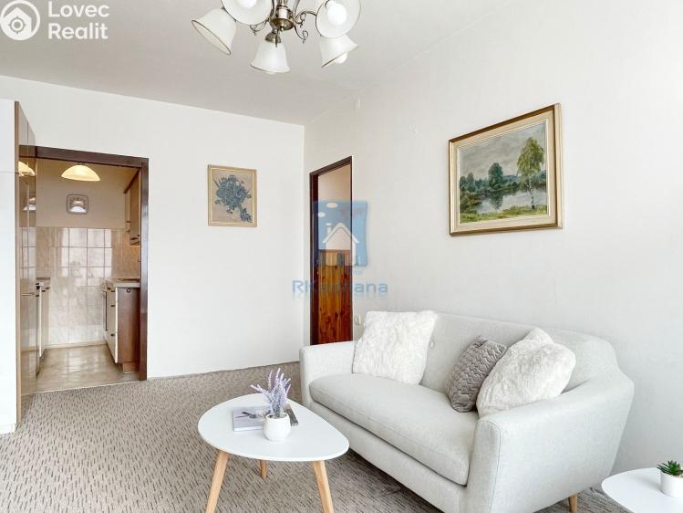 Pronájem bytu 2+KK Praha, Rajmonova č. 4