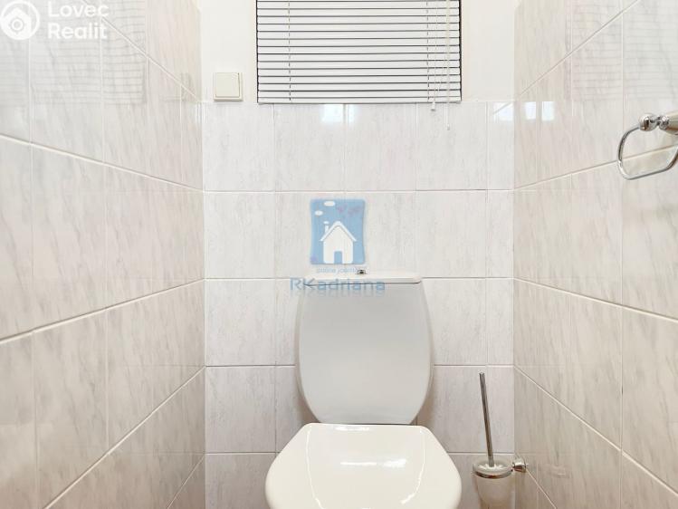 Pronájem bytu 2+KK Praha, Rajmonova č. 12