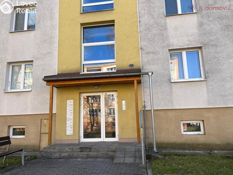 Pronájem bytu 2+1 Zlín, Chelčického 668 č. 14