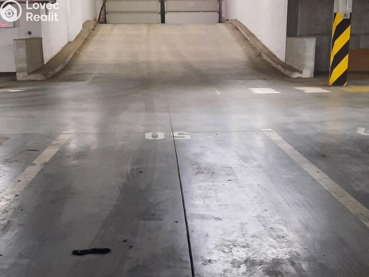 Pronájem garážového stání Praha, Pod Bohdalcem I č. 1