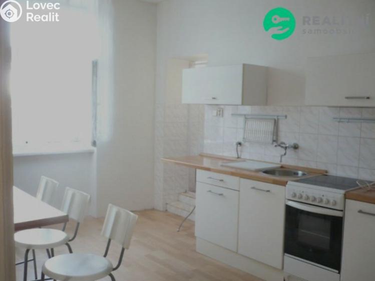 Pronájem bytu 1+1 Břeclav, Stromořadní č. 8