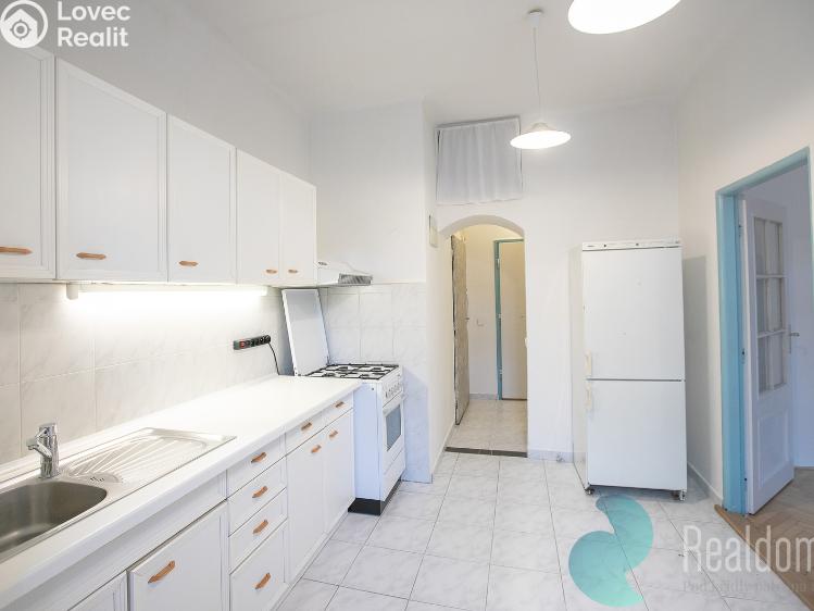 Rent apartment 1+1 Praha, Stroupežnického 590/22 č. 1